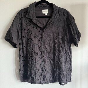 American Eagle Grey Floral Eyelet Button Down